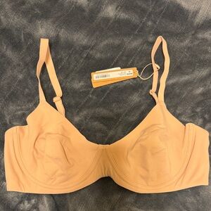 SKIMS fits everybody unlined demi bra